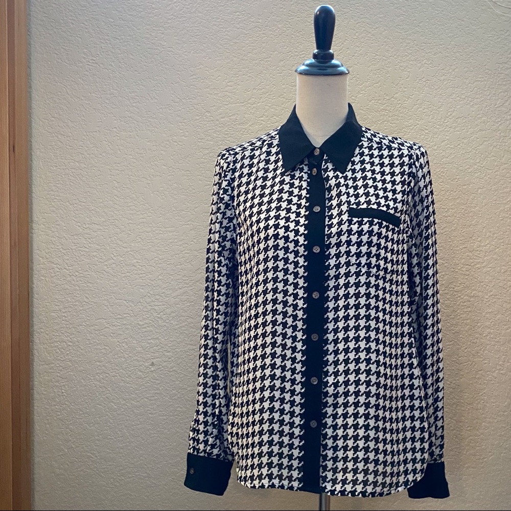 Black and White 1980s Style Blouse